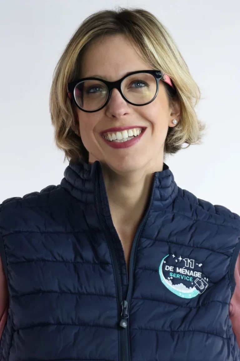 cecile saras portrait 768x1152