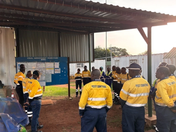 Réunion équipe AVES Guinée
