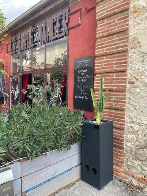 borne mousticapt restaurant