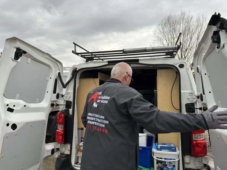 camion intervention anti nuisibles services 768x576